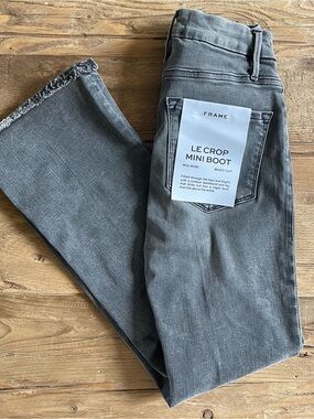 NWT FRAME Le Crop Mini Boot Jeans Size 25 – Octavia Gray/Black Wash